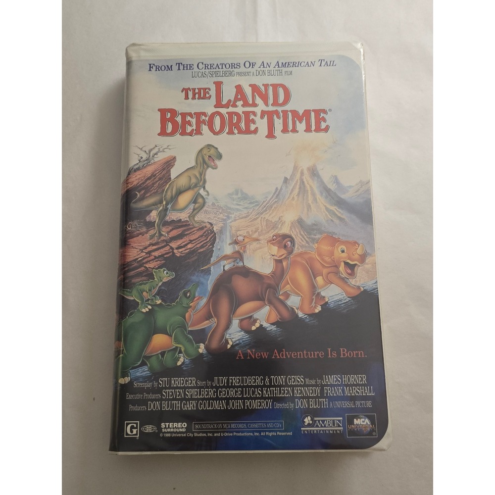 Vintage 1988 The Land Before Time VHS MCA Universal Clamshell Vintage Movie